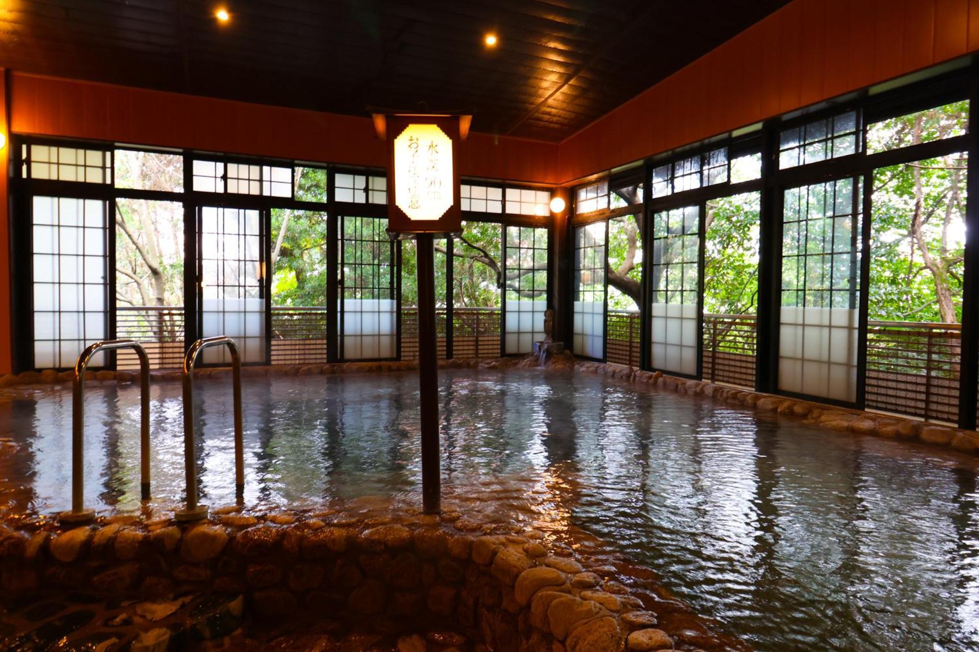 Hotel Futsukaichi Hot Spring - Daimaru Besso Chikushino Zewnętrze zdjęcie